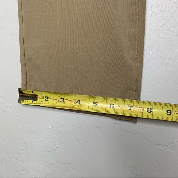 Vineyard Vines Tan Straight Leg Performance Dress Pants Men’s 30x30 Chinos - Picture 11 of 15